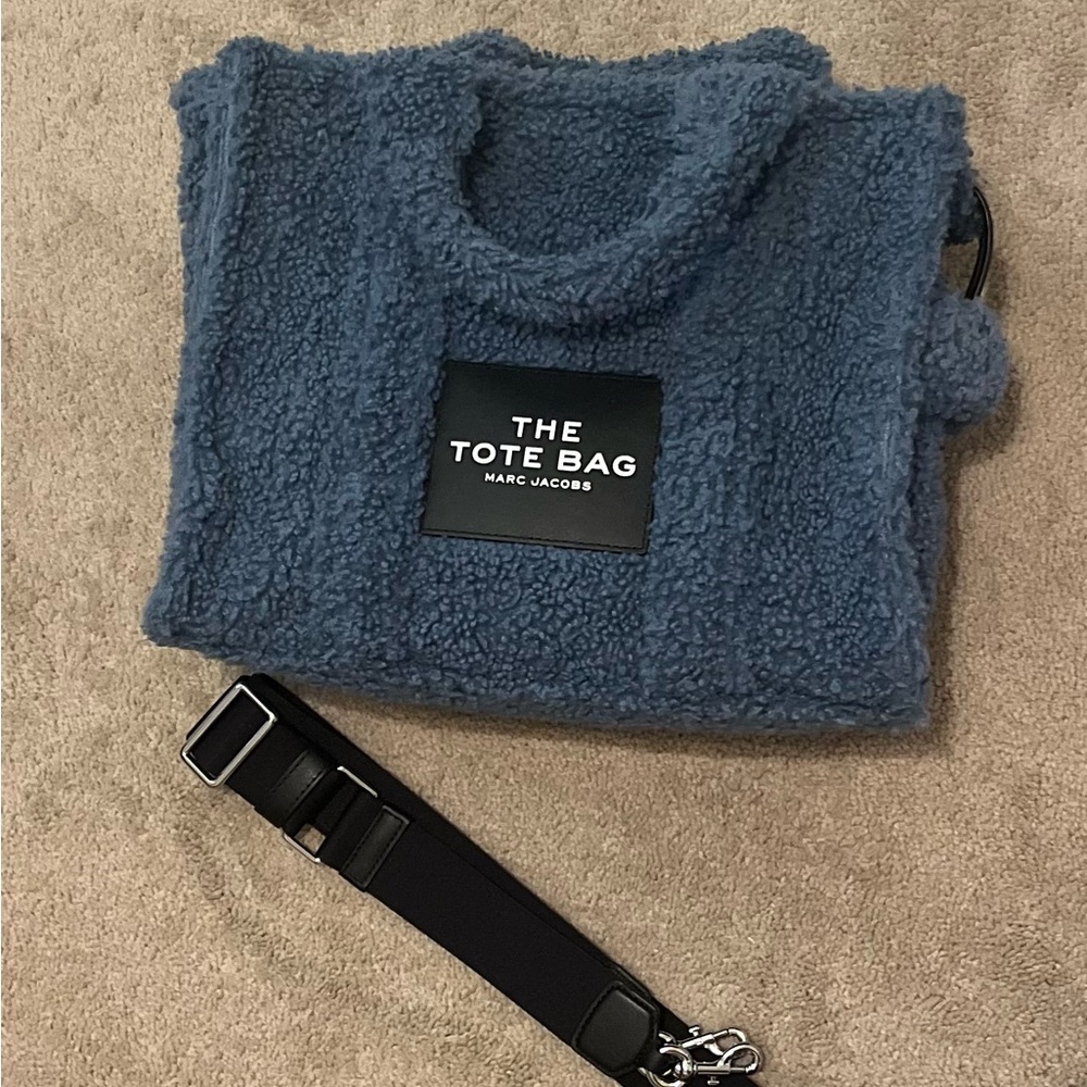 THE TEDDY TRAVELER TOTE BAG
